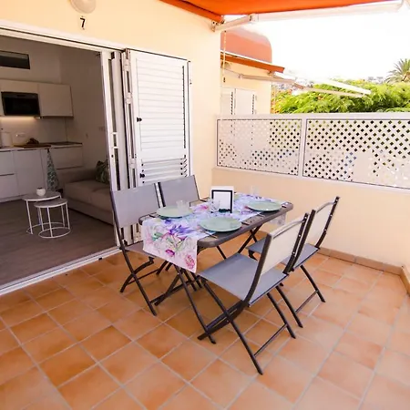 Deluxe Apartment. 50 Meters *