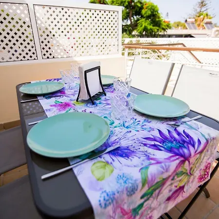 Deluxe Apartment. 50 Meters San Agustin (Gran Canaria)